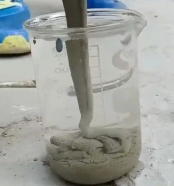 金秀水工混凝土絮凝剂，水下抗分散剂的作用及施工方法